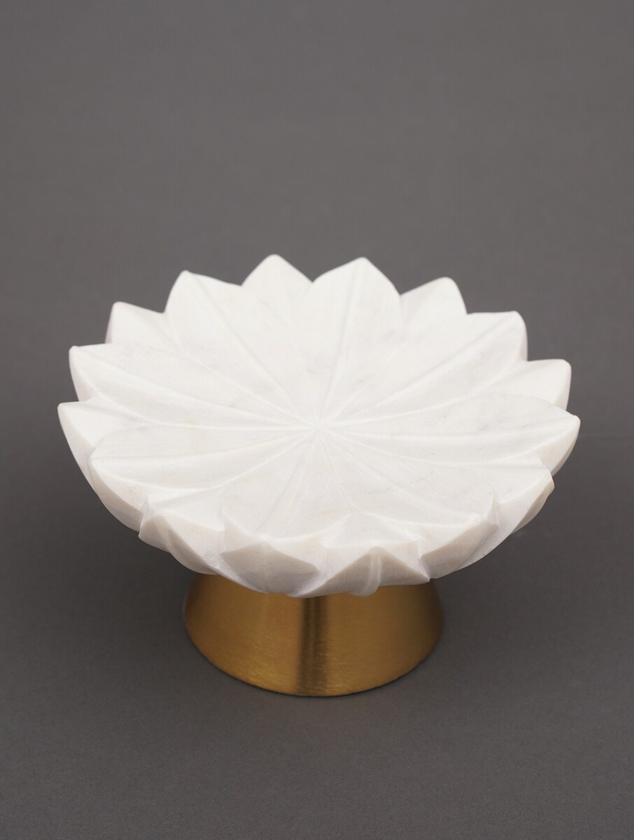 White Marble Flower Bowl with Metal Base